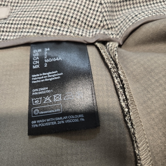 H&M Gray Knee-Length Pencil Skirt Work (New) - Picture 14 of 14